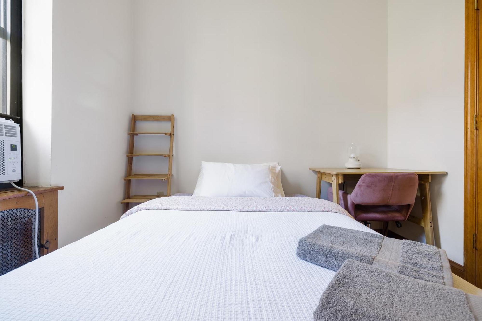 Living At Columbia Apartamento